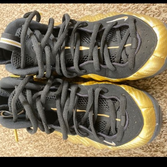 Nike air Foamposite one ‘Metallic Gold’ - Picture 3 of 4